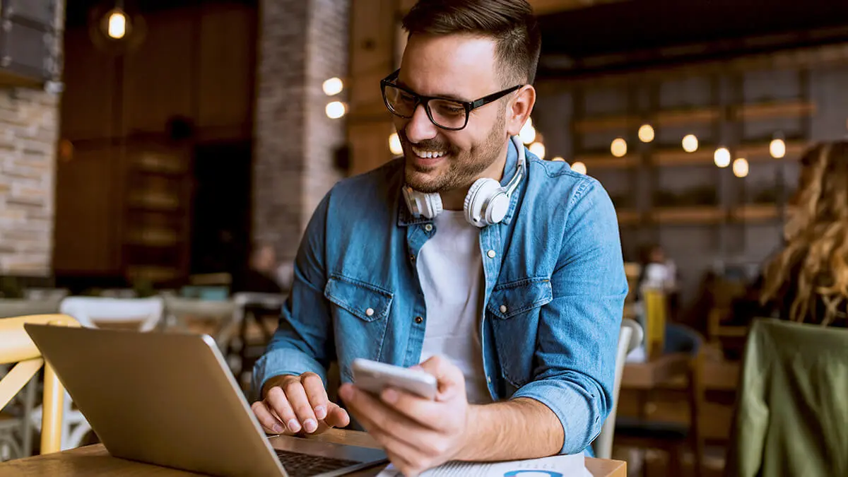 فریلنسر کیست - فریلنسینگ چیست